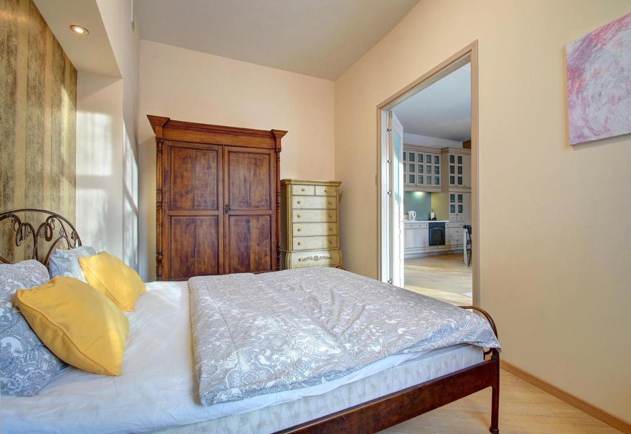Romantic City Center Apartment In Old Town VNO Buitenkant foto